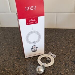 Hallmark Keepsake 2022 Grandbaby’s First Christmas Ornament